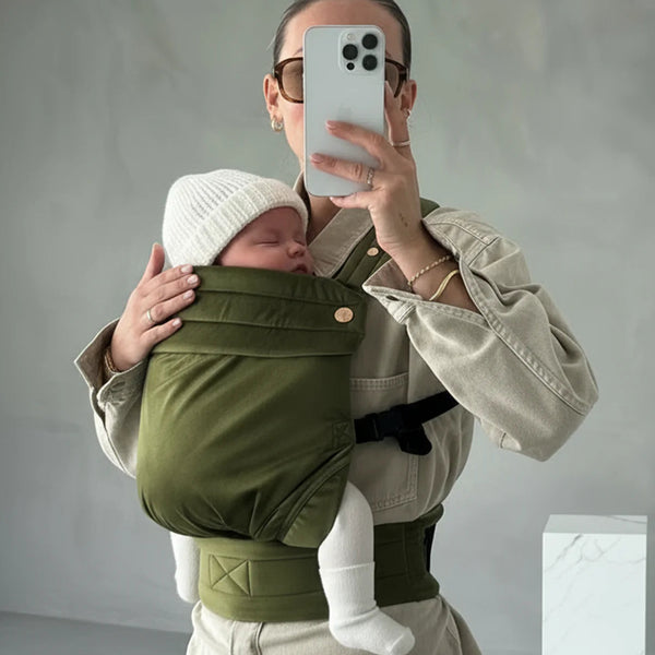 Bizzi Growin Velvet Baby Carrier - Ceder Green